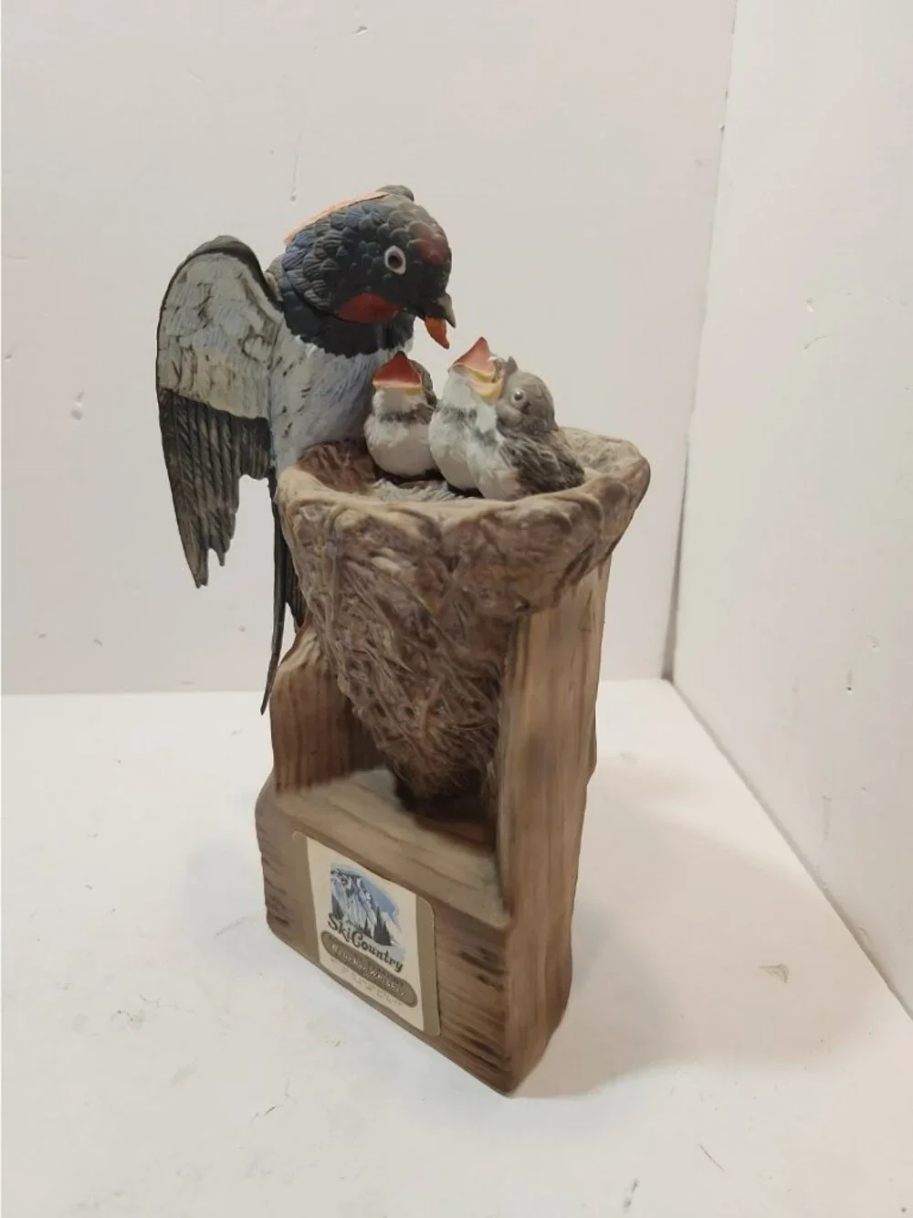 Vtg 1977 Ski Country Barn Swallow With Baby Birds Shaped Ceramic Decanter Empty